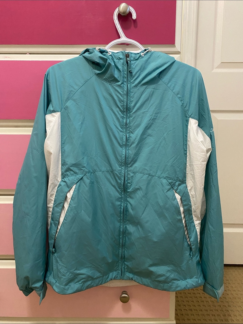 Columbia blue omni shield windbreaker jacket